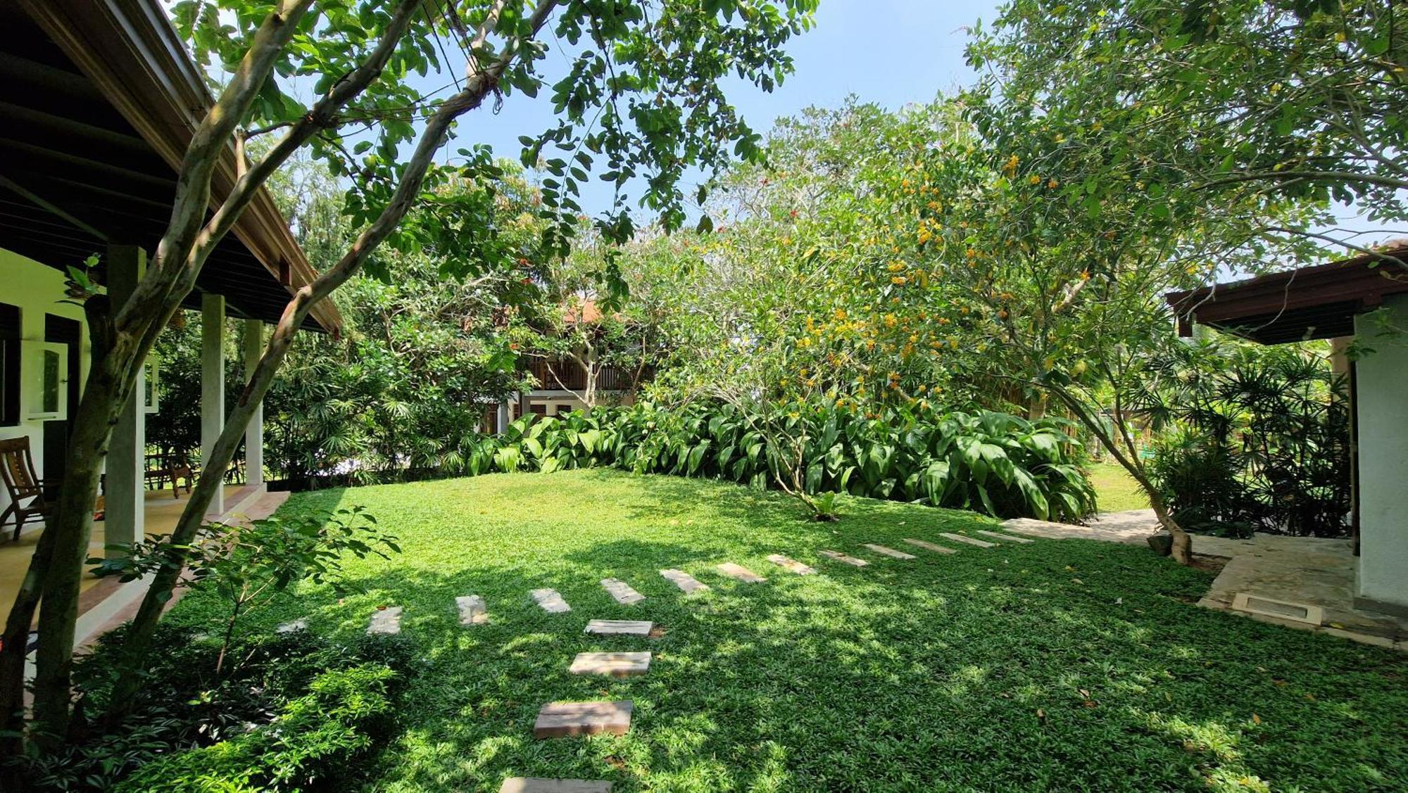 Villa Arana Bentota Bagian luar foto