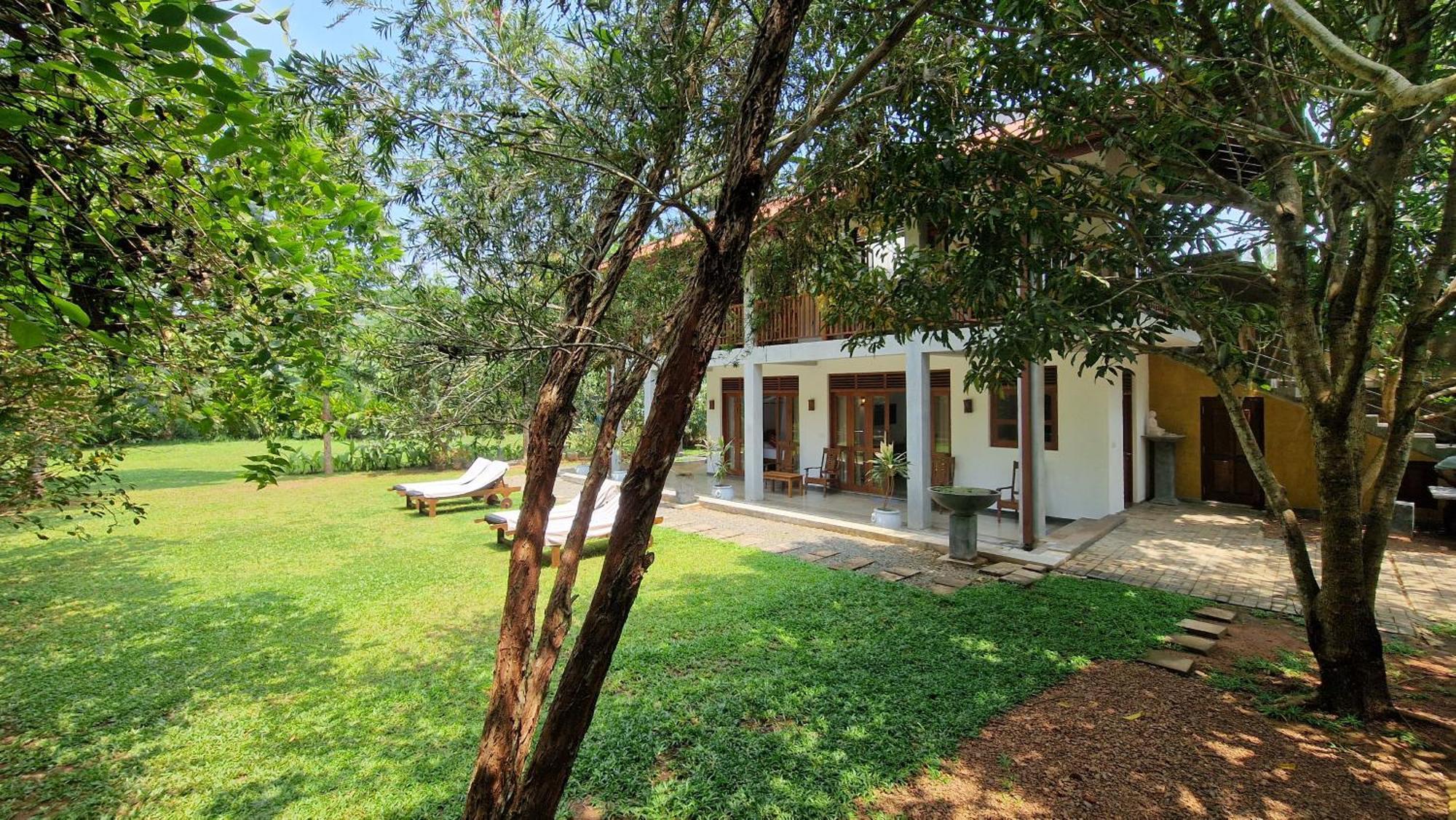 Villa Arana Bentota Bagian luar foto
