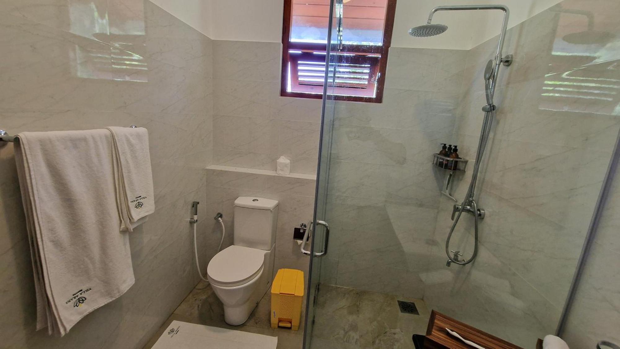 Villa Arana Bentota Bagian luar foto