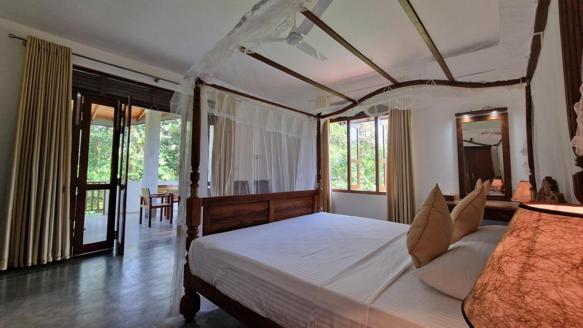 Villa Arana Bentota Bagian luar foto