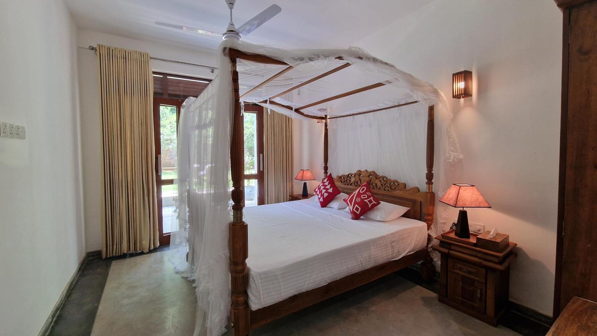 Villa Arana Bentota Bagian luar foto
