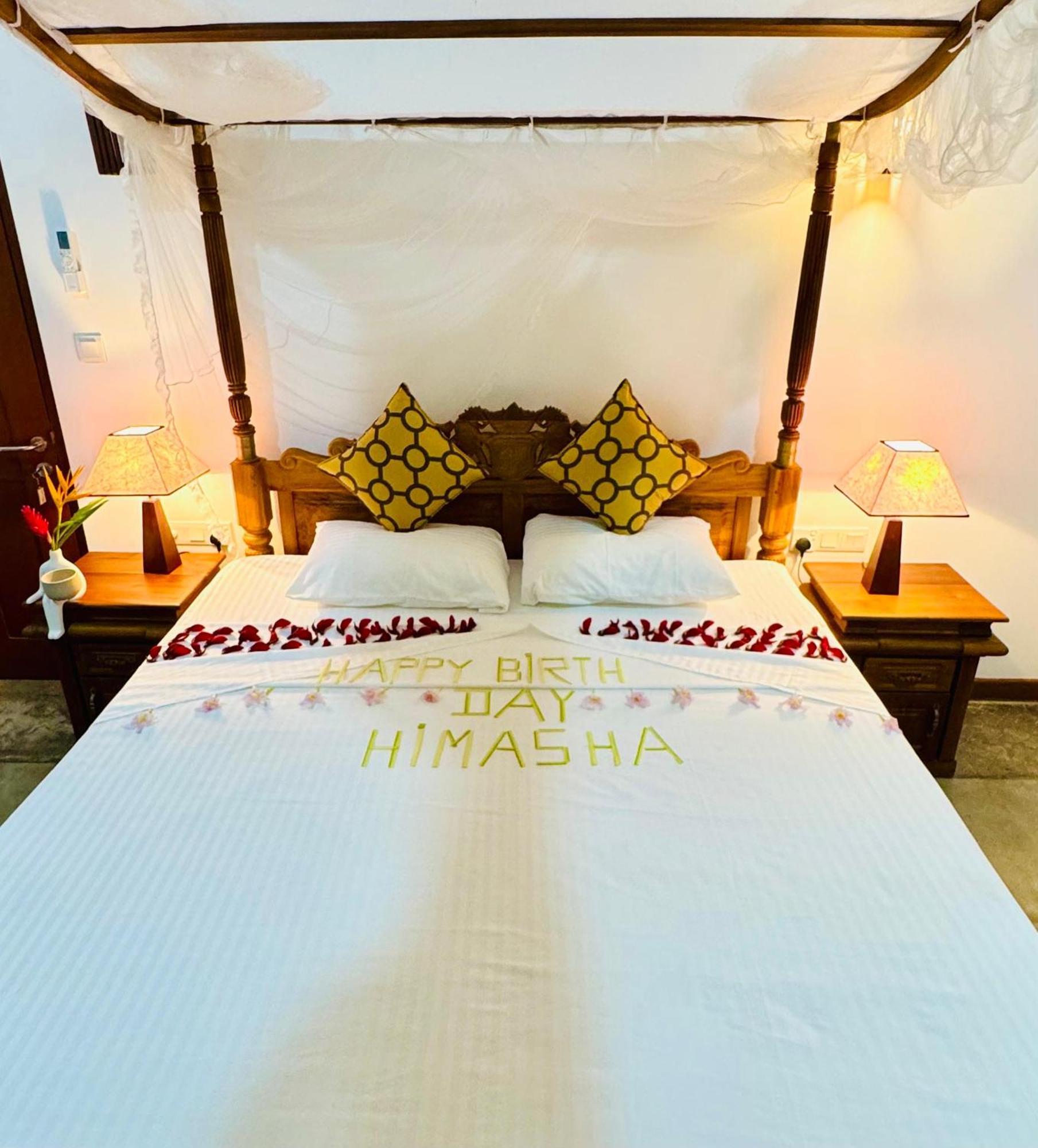 Villa Arana Bentota Bagian luar foto
